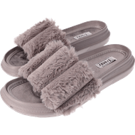 Fake fur slippers