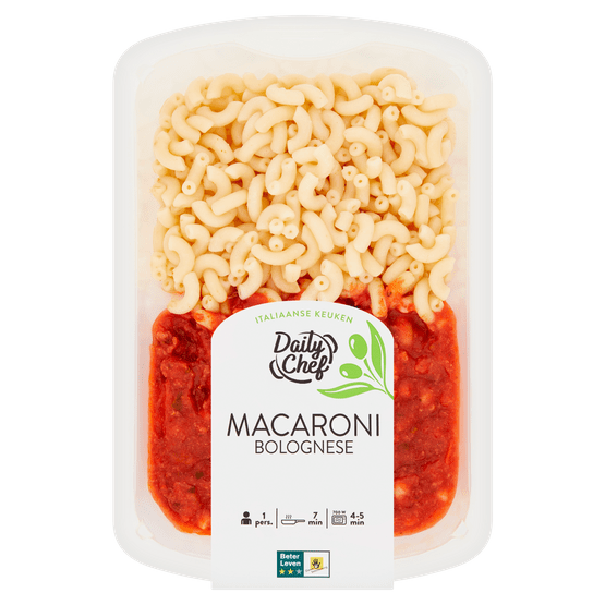 Foto van Daily Chef Macaroni bolognese op witte achtergrond