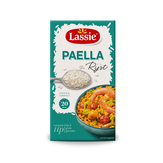 Foto van Lassie Rijst paella op witte achtergrond