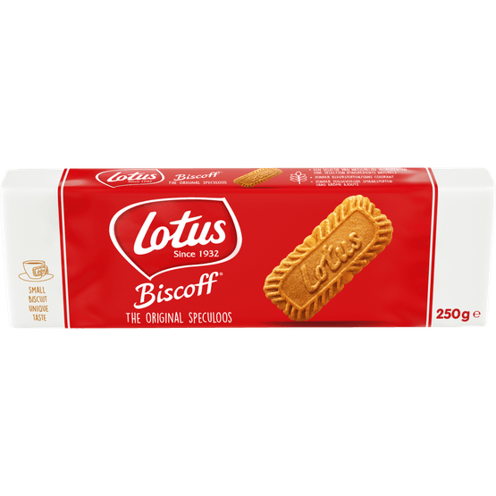 Foto van Lotus Biscoff speculoos op witte achtergrond