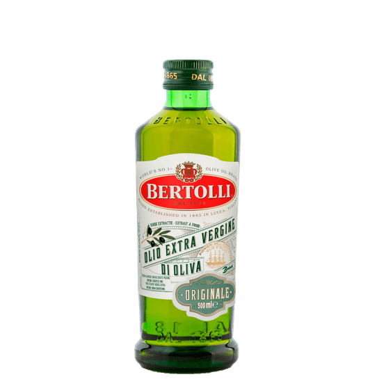 Foto van Bertolli Olijfolie extra vergine classico op witte achtergrond