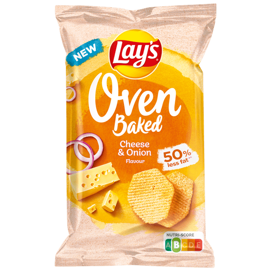 Foto van Lay's Oven baked cheese onion op witte achtergrond