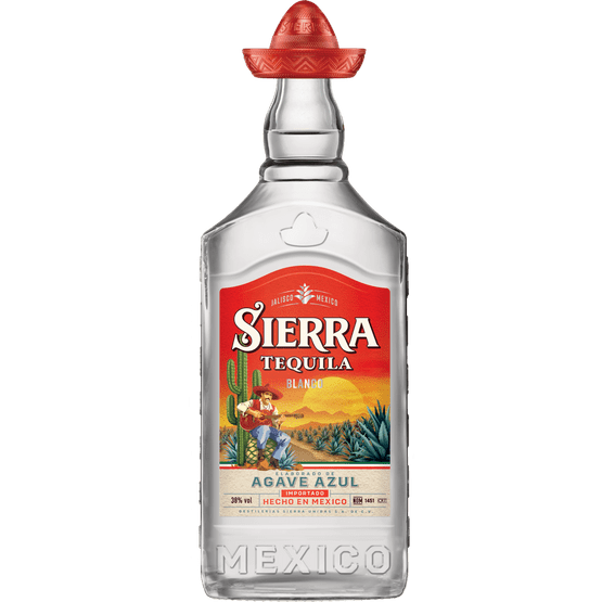 Foto van Sierra Tequila blanco op witte achtergrond