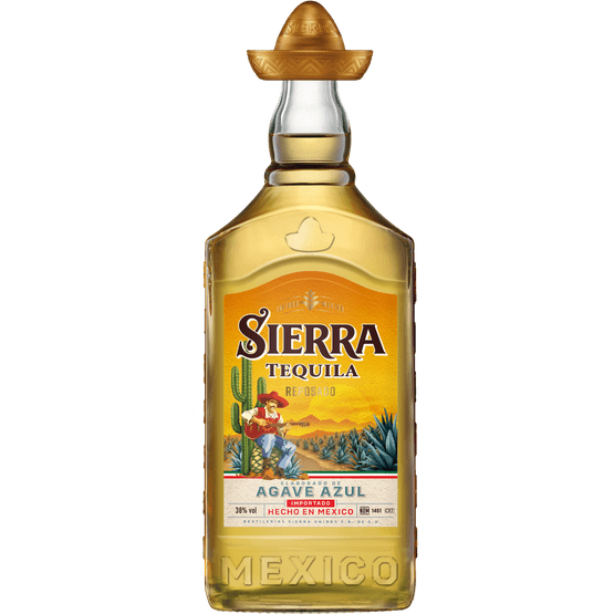 Foto van Sierra Tequila reposado op witte achtergrond