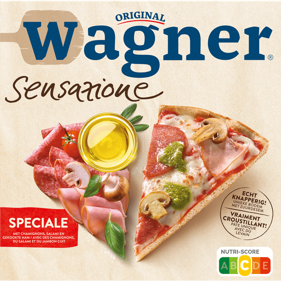 Foto van Wagner Sensazione pizza speciale op witte achtergrond