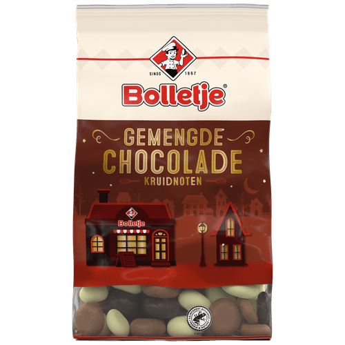 Foto van Bolletje Kruidnoten chocolade gemengd op witte achtergrond