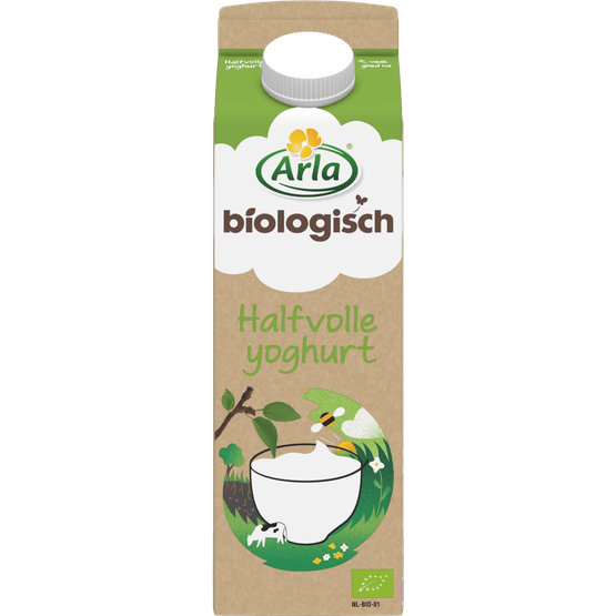 Foto van Arla Biologische milde yoghurt halfvol op witte achtergrond