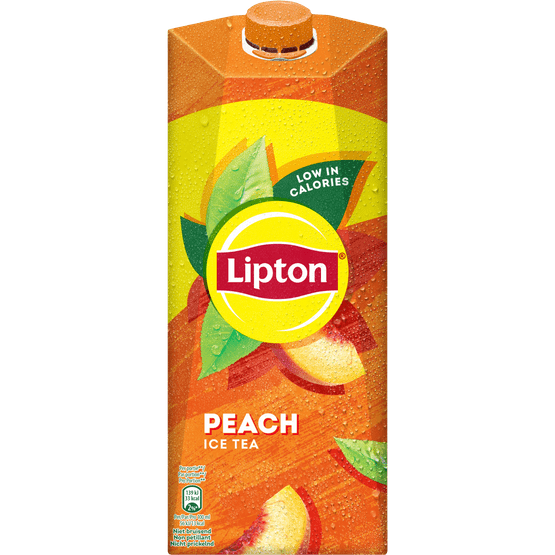 Foto van Lipton Ice tea peach op witte achtergrond