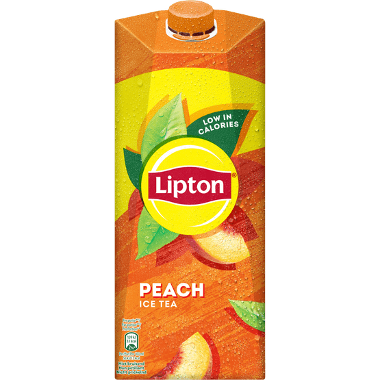 Foto van Lipton Ice tea peach op witte achtergrond