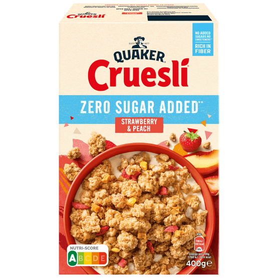 Foto van Quaker Granola strawberry & peach zero sugar op witte achtergrond