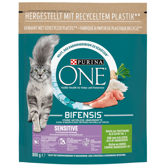 Foto van Purina One Kattenvoer sensitive kalkoen & rijst op witte achtergrond