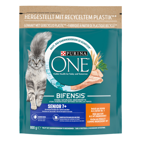 Foto van Purina One Kattenvoer senior kip & volkoren granen op witte achtergrond