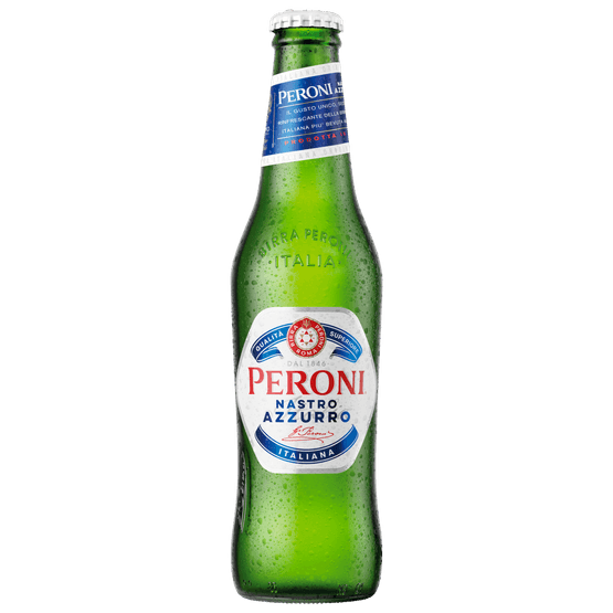 Foto van PERONI NASTRO AZZURRO Nastro azzurro op witte achtergrond