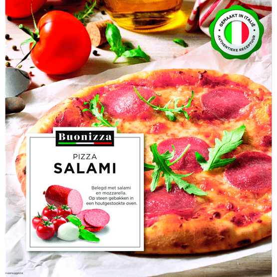 Foto van Buonizza Pizza salami op witte achtergrond