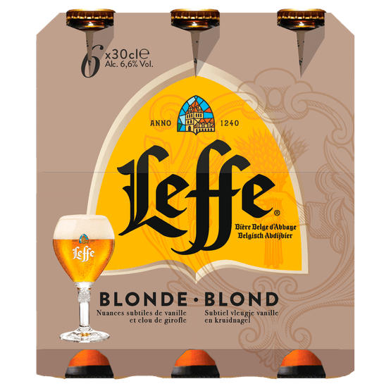 Foto van Leffe Blond op witte achtergrond