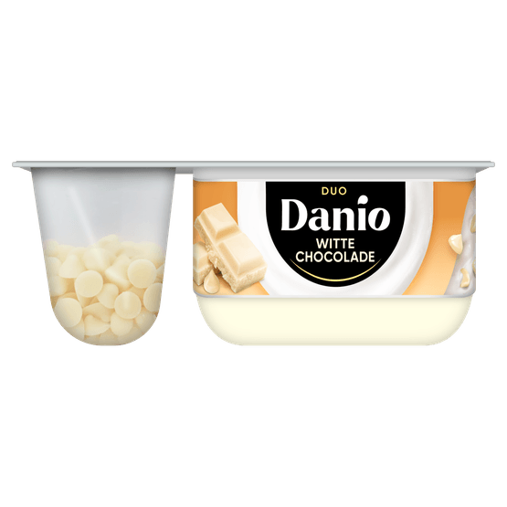 Foto van Danio Yoghurt duo met witte chocoladestukjes op witte achtergrond