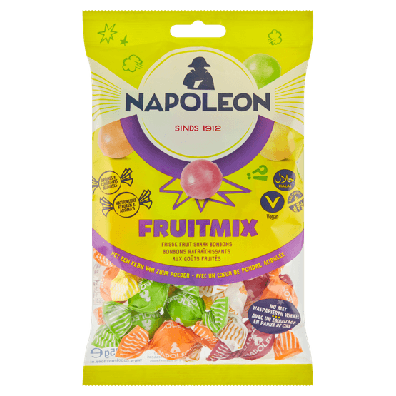 Foto van Napoleon Kogels fruitmix op witte achtergrond