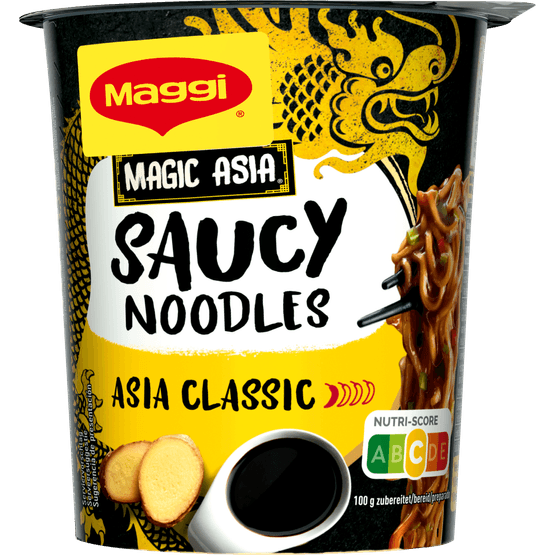 Foto van Maggi Noodles asia classic op witte achtergrond