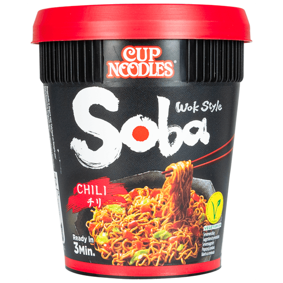 Foto van Nissin Soba noodles Chili op witte achtergrond