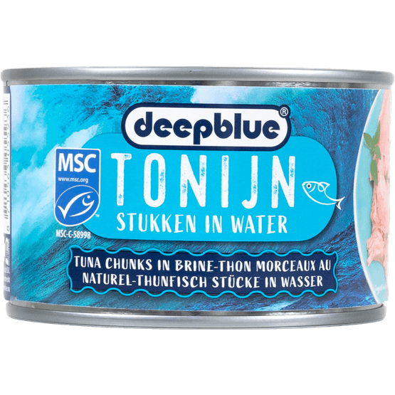 Foto van Deepblue Tonijnstukken in water op witte achtergrond