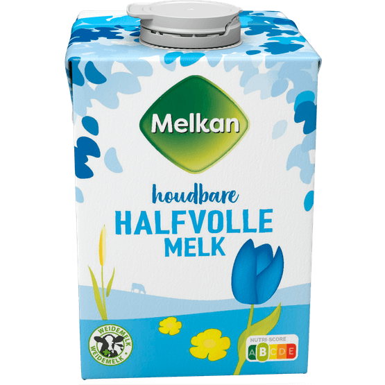 Foto van Melkan Houdbare halfvolle melk op witte achtergrond