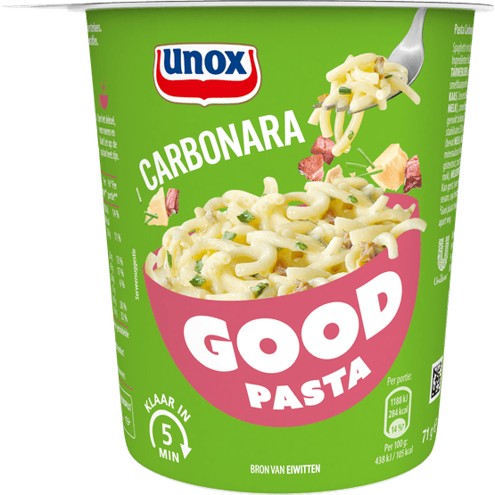 Foto van Unox Good pasta carbonara op witte achtergrond