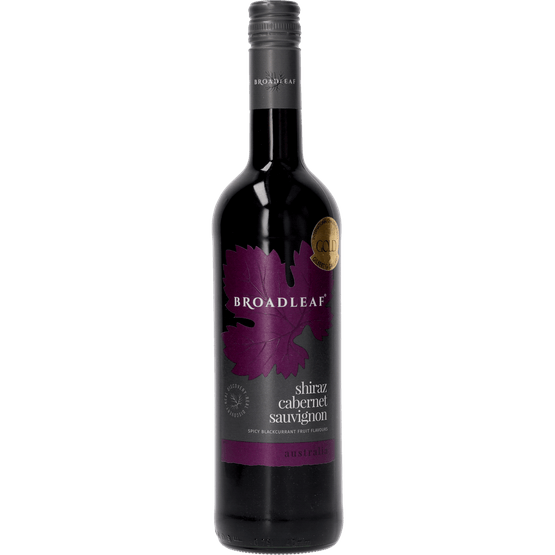 Foto van Broadleaf Shiraz cabernet sauvignon op witte achtergrond