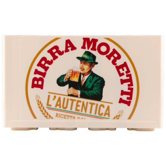 Foto van Birra Moretti Premium pilsener op witte achtergrond