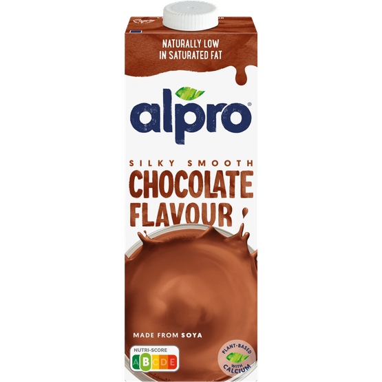 Foto van Alpro Sojadrink choco op witte achtergrond