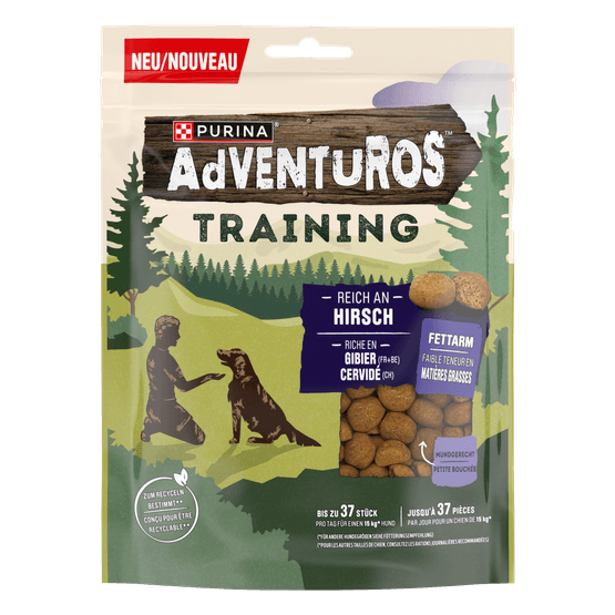 Foto van Adventuros Training snack rijk aan hert op witte achtergrond