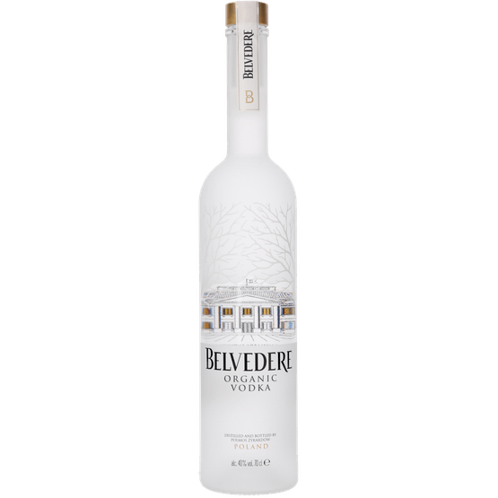 Foto van Belvedere Vodka pure organic op witte achtergrond