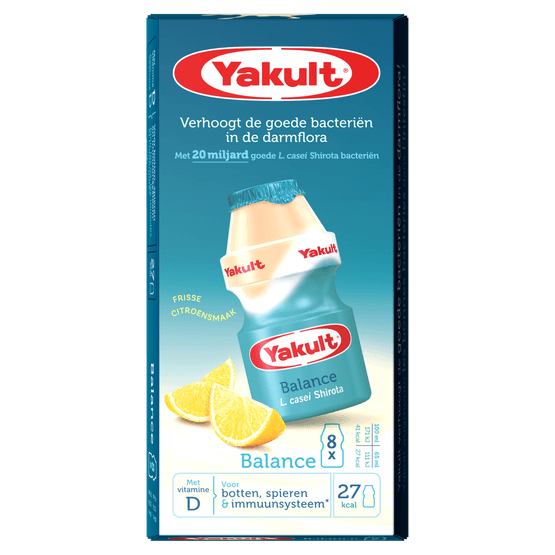 Foto van Yakult Drink Balance op witte achtergrond