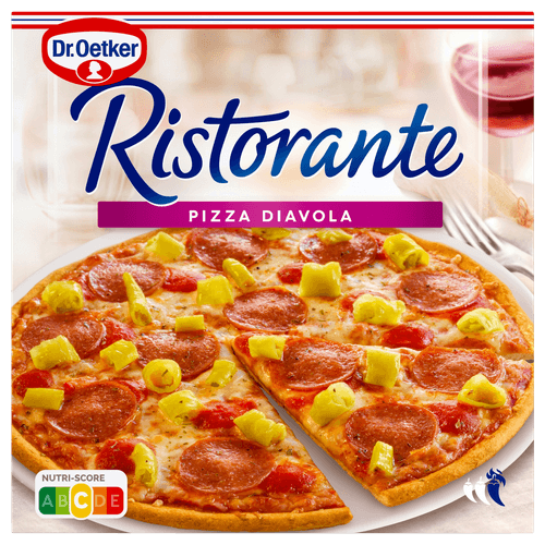 Foto van Dr. Oetker Ristorante pizza diavola op witte achtergrond