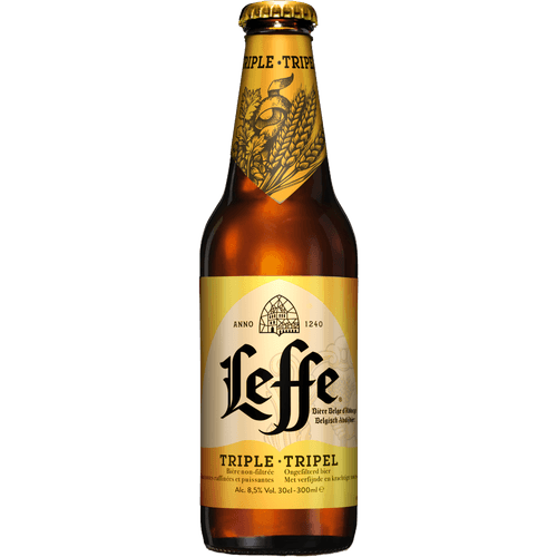 Foto van Leffe Tripel op witte achtergrond