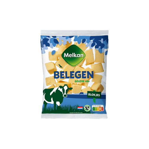 Foto van Melkan Belegen kaas blokjes 48+ op witte achtergrond