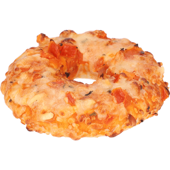Foto van Vers afbak Filled pizza-donut tomato-basil op witte achtergrond