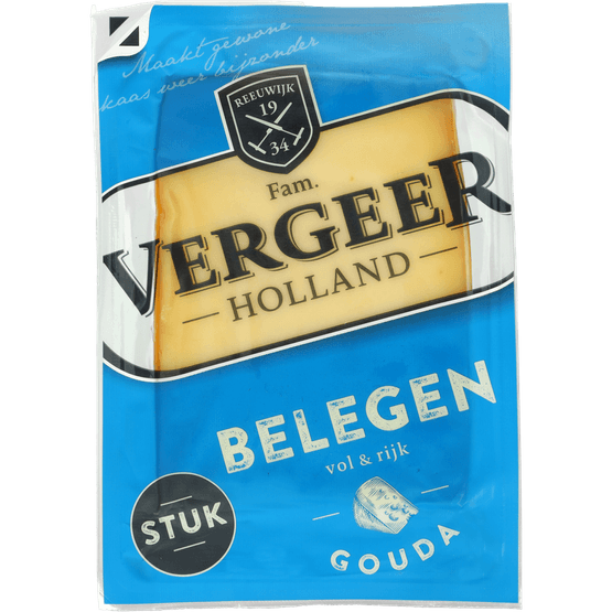 Foto van Vergeer Kaas belegen stuk 48+ op witte achtergrond
