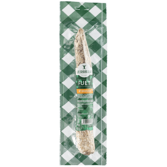 Foto van Cerrillo Fuet knoflook op witte achtergrond