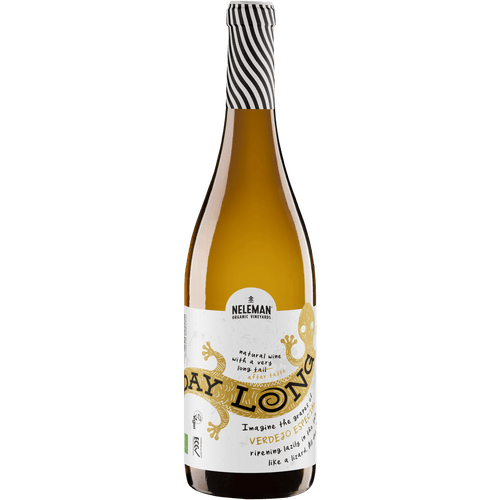 Foto van NELEMAN All day long verdejo especial op witte achtergrond
