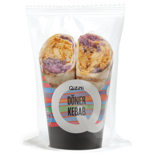 Foto van Qizini Wrap doner kebab op witte achtergrond