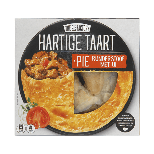 Foto van The Pie Factory Hartige taart pie runderstoof met ui op witte achtergrond