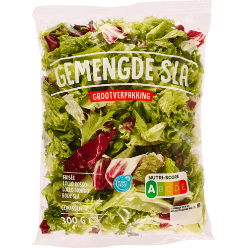 Foto van Gemengde sla grootverpakking op witte achtergrond