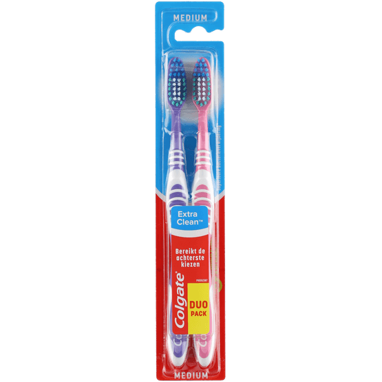 Foto van Colgate Tandenborstel extra clean 2 stuks op witte achtergrond