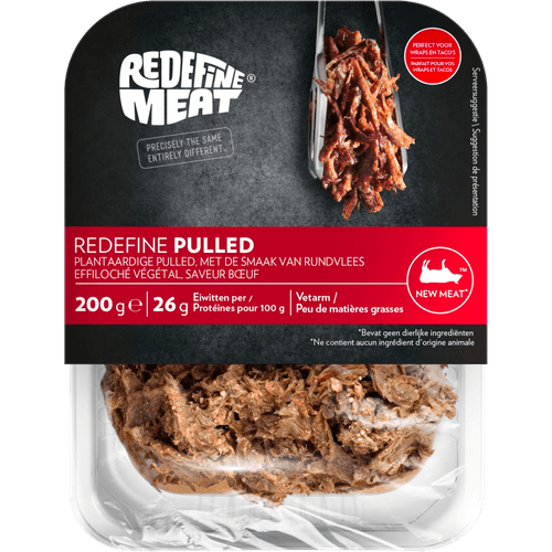 Foto van Redefine meat Pulled beef op witte achtergrond