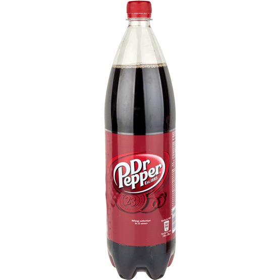 Foto van Dr Pepper Regular op witte achtergrond