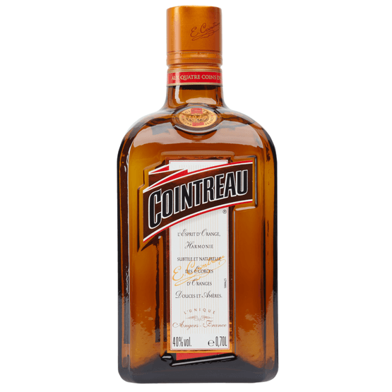 Foto van Cointreau Sinasappel likeur op witte achtergrond