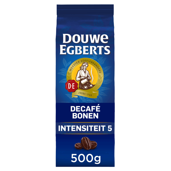 Foto van Douwe Egberts Decafé koffiebonen op witte achtergrond