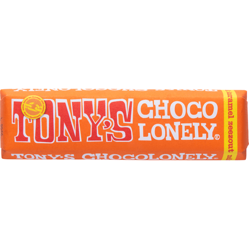 Foto van Tony's Chocolonely Melk karamel zeezout op witte achtergrond