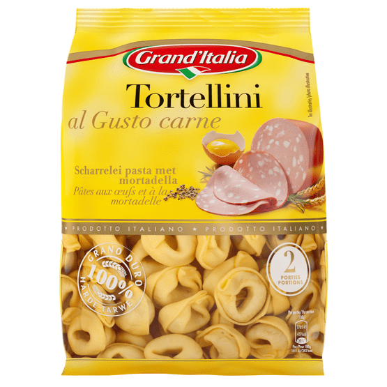 Foto van Grand'Italia Tortellini gusto carne op witte achtergrond